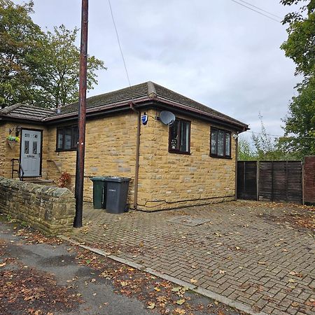 Lister Park Bradford 2Bed Detached Cottage House Parking Cinema Screen Games Room Bradford (West Yorkshire) Exterior foto